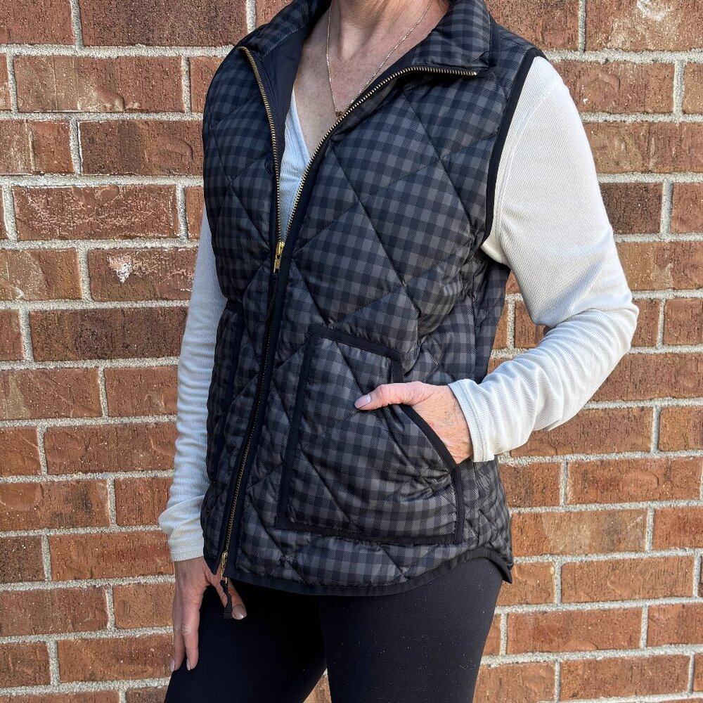 Like New! Small Women's J. Crew Gingham Puffer Vest